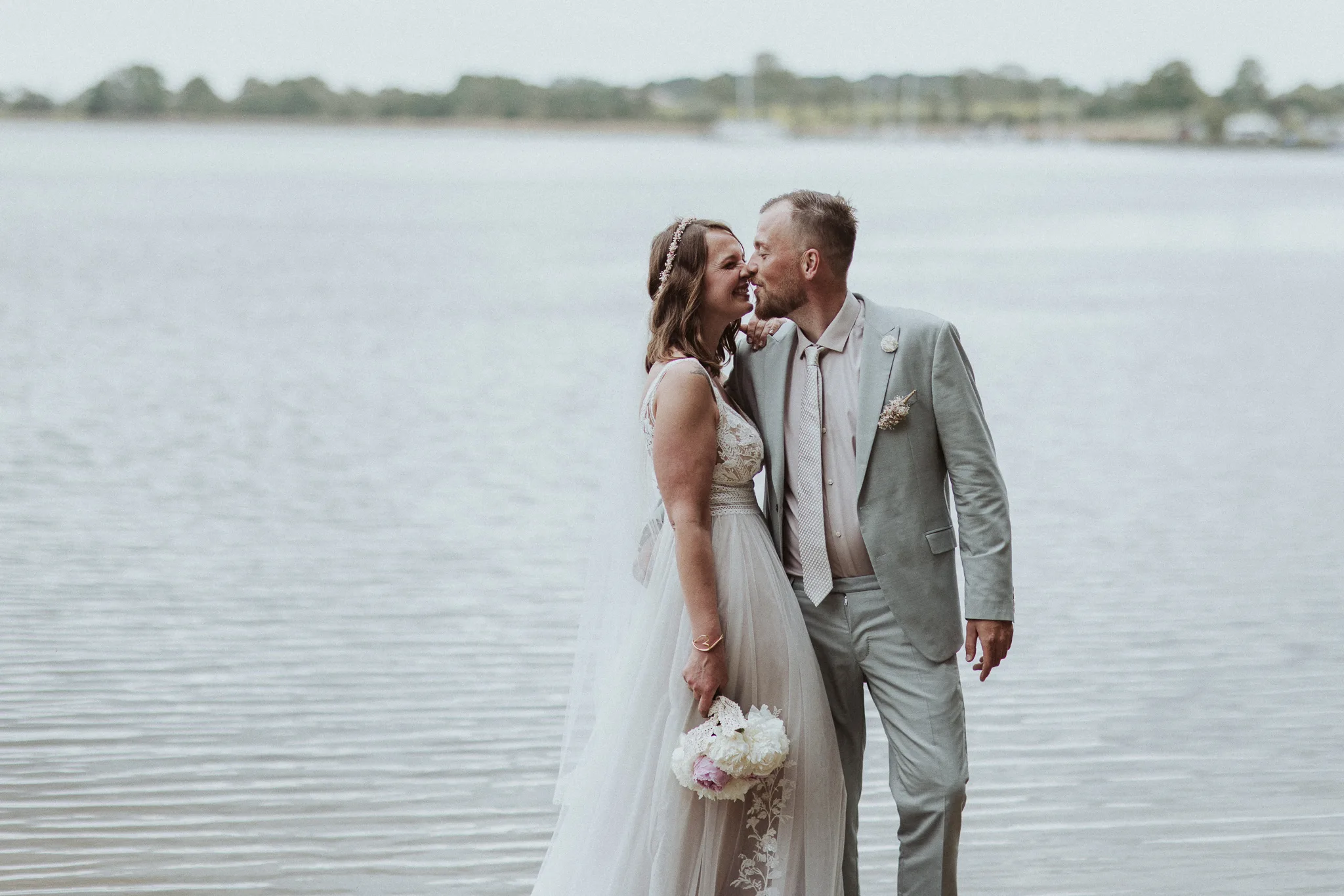 Hochzeit am Café Lindauhof an der Schlei – Am Wasser – K & S (34)